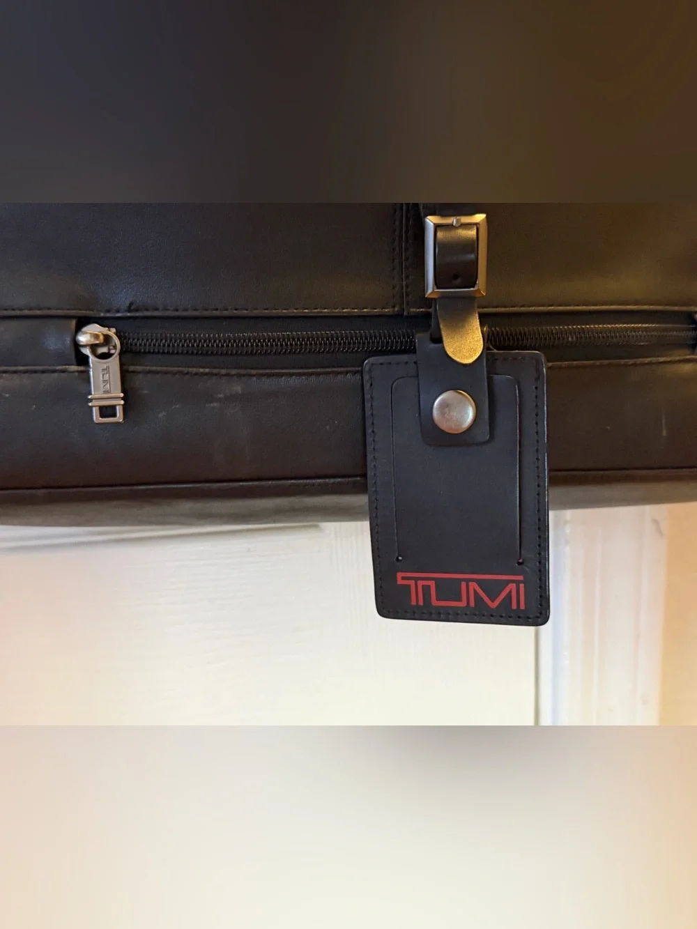 Tumi Black Leather Laptop Briefcase with Shoulder Strap